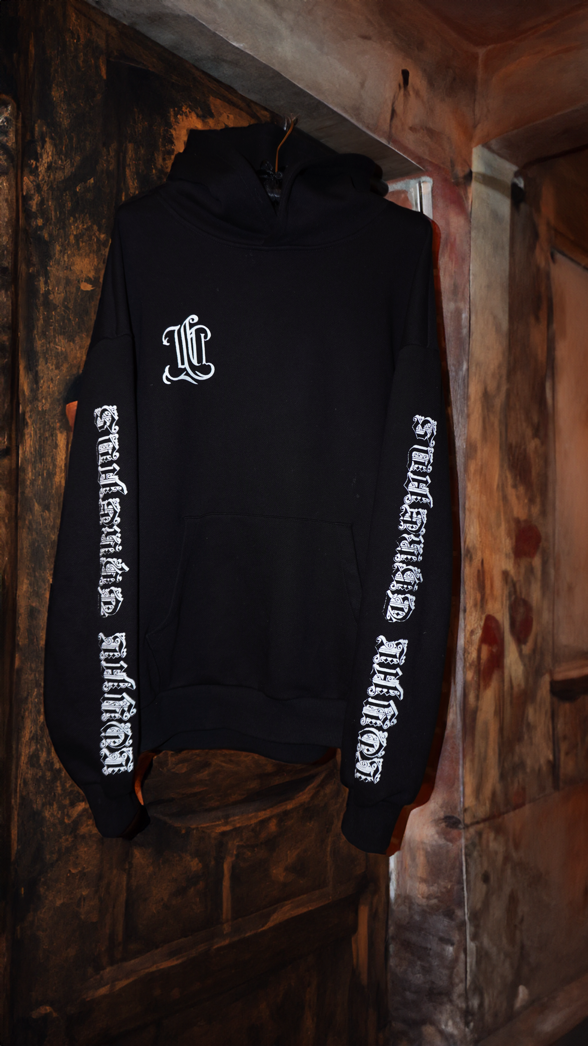 Worldwide Gothic print hooded Tracksuit